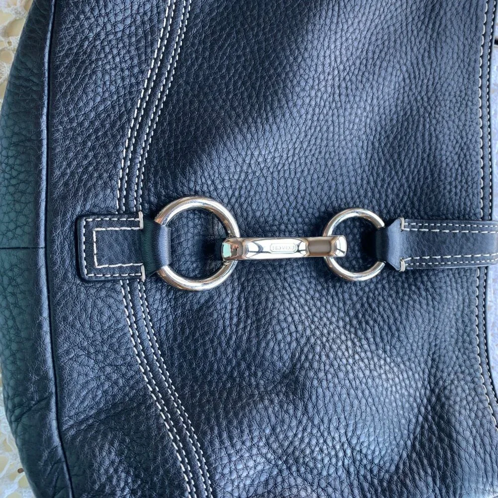 coach purse - Picture 5 of 8